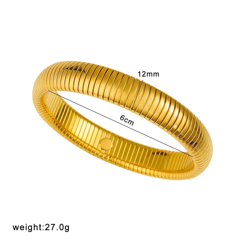 Dolly Bracelet