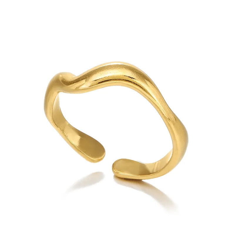 Wavy Ring