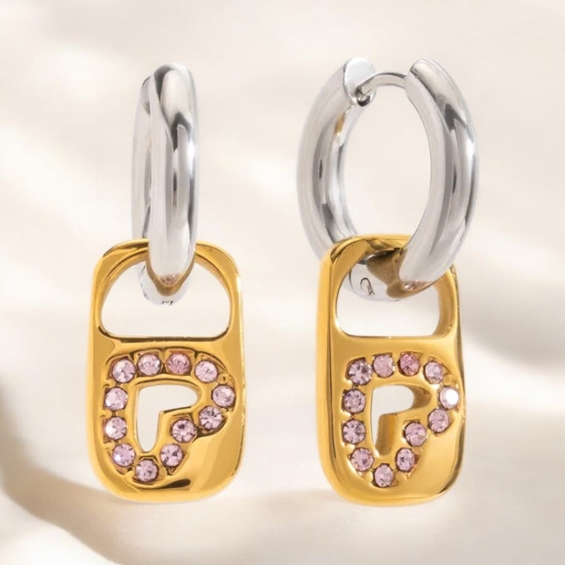 Mila Hoops