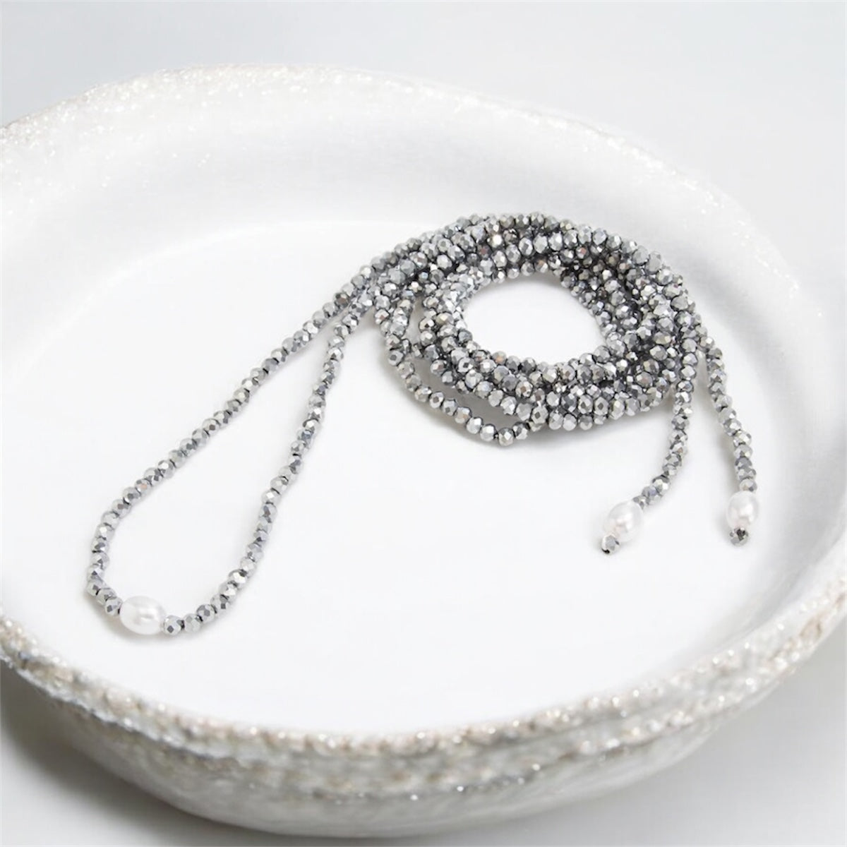 Bowtie Beads Necklace